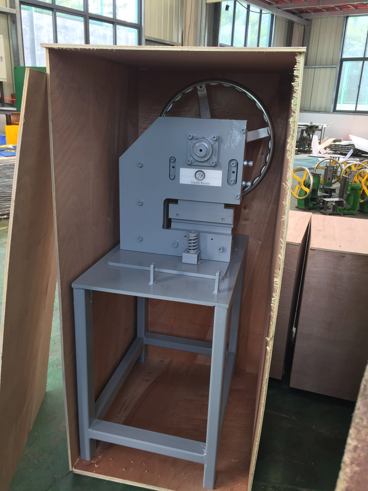 Мозаичный камень расщепляет машину и каменные сплиттеры, почти готовые к доставке в Марокко