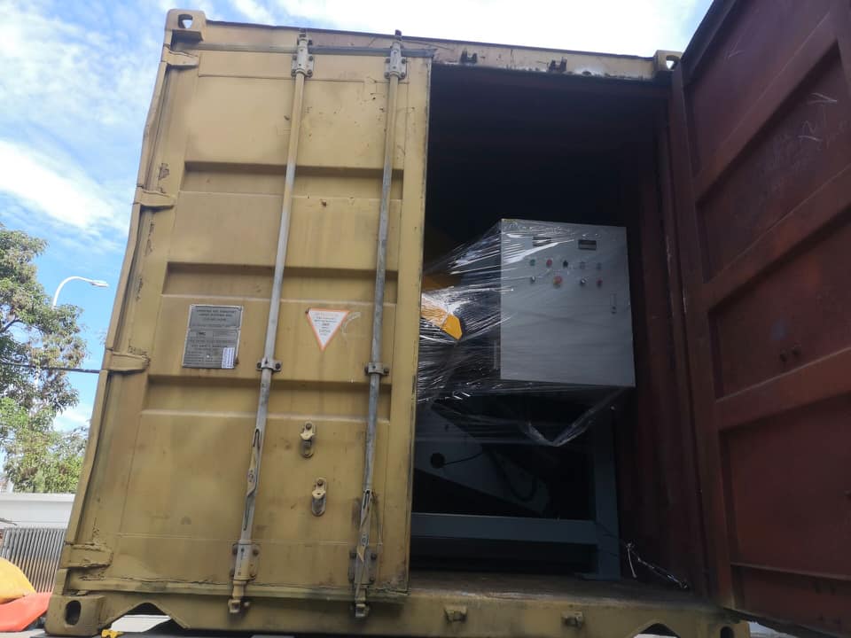 Стопная пила виниров загружается и доставка в Америку 5